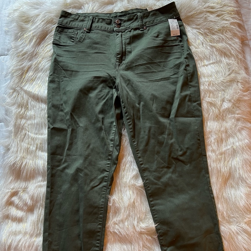 NWT Olive Green Jeggings